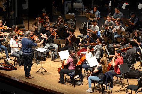 Concerto de Cueshé: Uma Noite de Alegria Musical e Surpresas Inesquecíveis!