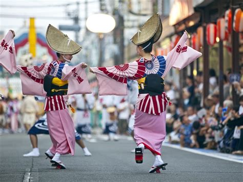 ご参考までにお送りいたします。本日は日本の文化とその多様性について少しお話ししたいと思います。