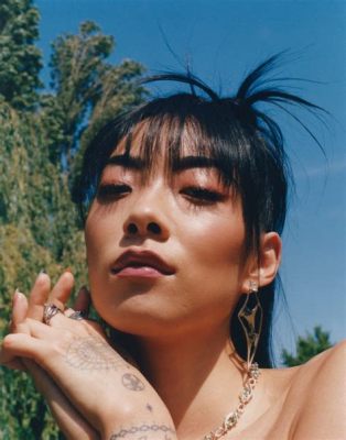 Rina Sawayama no Rock in Rio: Um Banquete de Pop Experimental e Cultura Japonesa Explode na Cidade Maravilhosa!