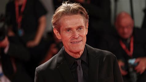 Willem Dafoe Surprises Everyone with Unexpected Stand-up Comedy Debut!